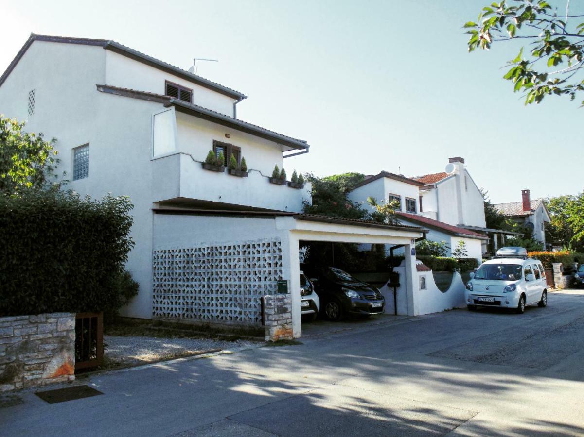 P&D Apartments Fazana Exterior photo